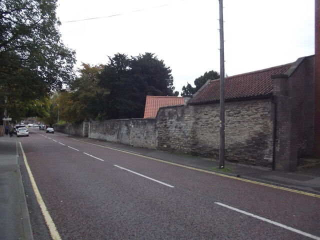 Boundary Wall and Gate Piers to the Friary, Appletongate, Newark