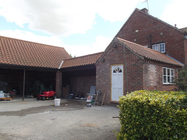 Charlton Farmhouse, High Street, Staunton