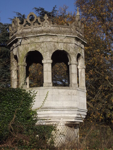 Terrace Walls and gazebos at Thorsby Hall, Thorsby Park, Perlethorpe