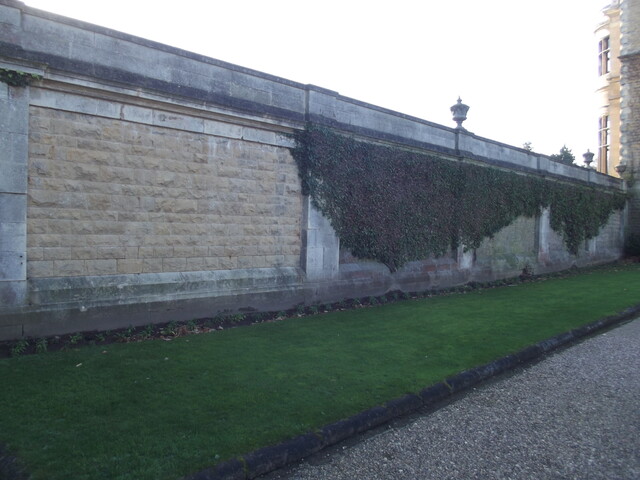 Terrace Walls and gazebos at Thorsby Hall, Thorsby Park, Perlethorpe
