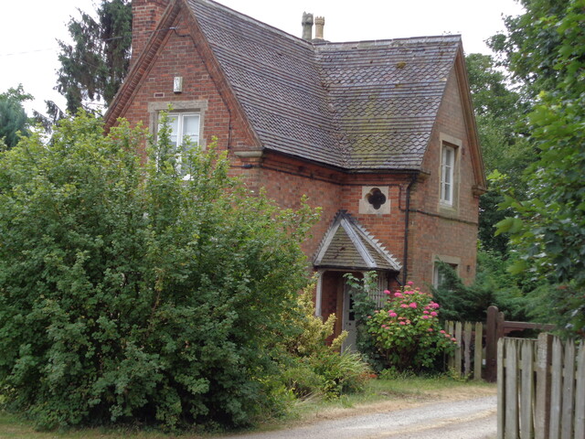 Tree Lodge, Inholms Road, Flintham