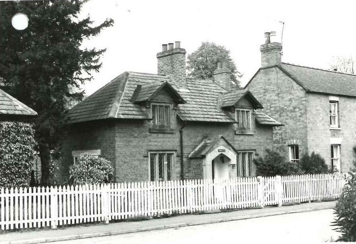 1.64.9 Laurel Cottage, Main St. Wiseton 1984