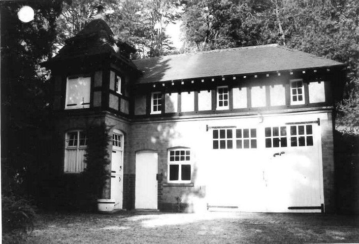 3.12.12 Coach House at Kingswood, Old Main Road, Bulcote, 1985.