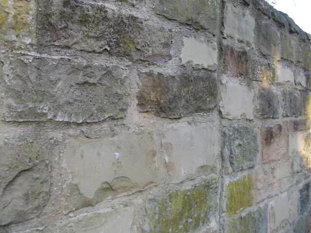 Boundary wall and steps at Church of St Margaret, Church Hill, Bilshtorpe