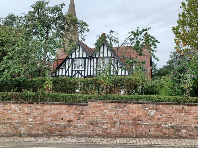 9 Church St., Edwinstowe, Mansfield, NG21 9QA.19.07.2022 (1)